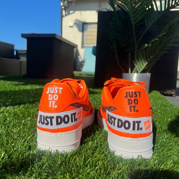 Nike Air Force 1 Low Top Orange Leather "Just Do It" - Picture 5 of 8